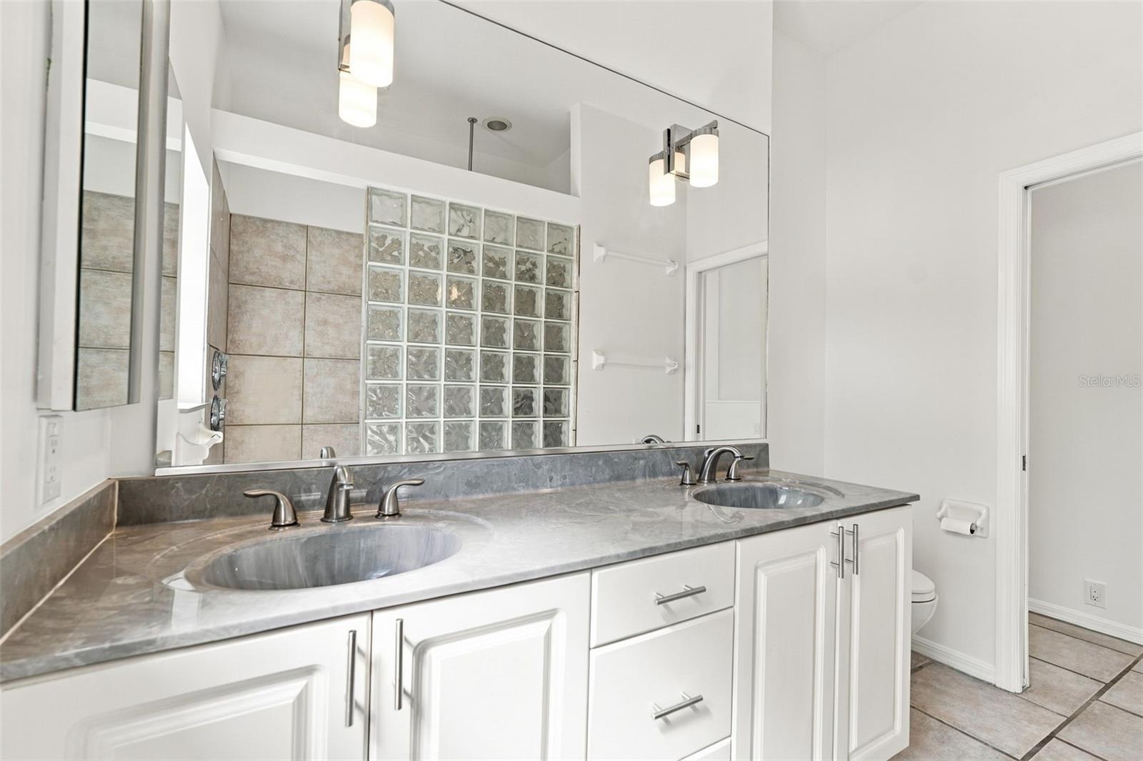 349 DOLPHIN SHORES CIRCLE, Nokomis, FL 34275