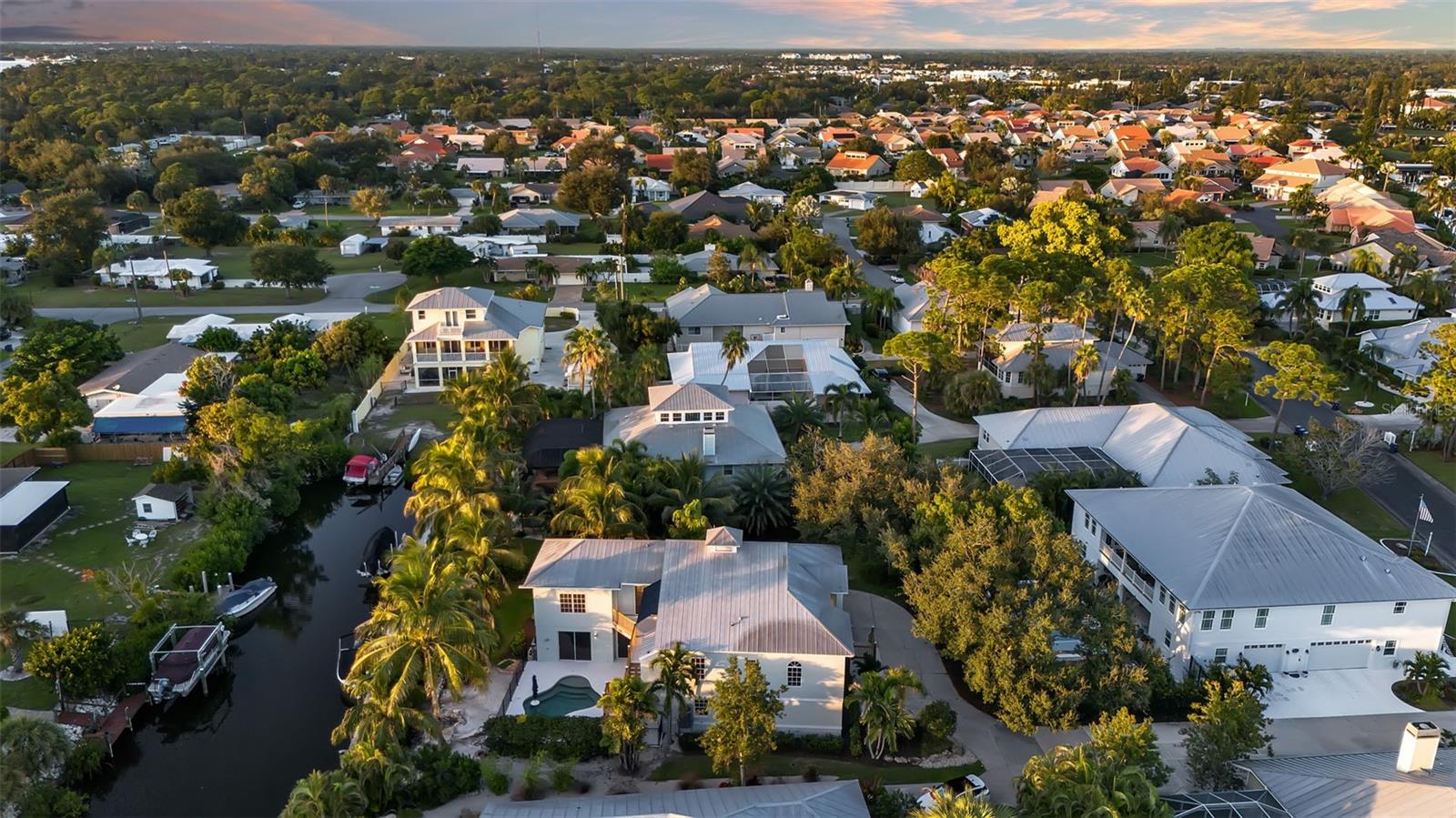 349 DOLPHIN SHORES CIRCLE, Nokomis, FL 34275