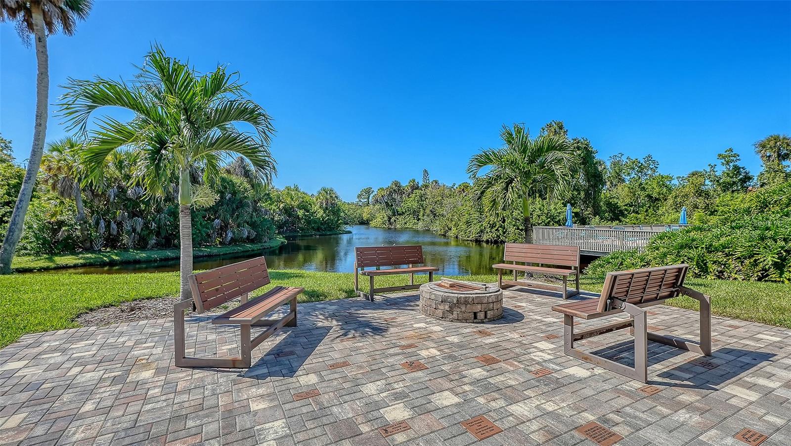 455 OAK POINT ROAD, Osprey, FL 34229