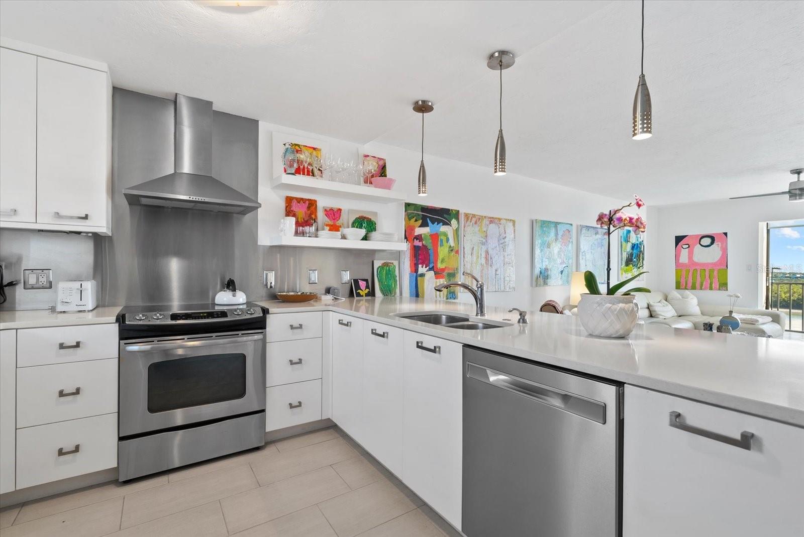 9393 MIDNIGHT PASS ROAD, #606, Sarasota, FL 34242 9393 MIDNIGHT PASS ROAD, #606, Sarasota, FL 34242