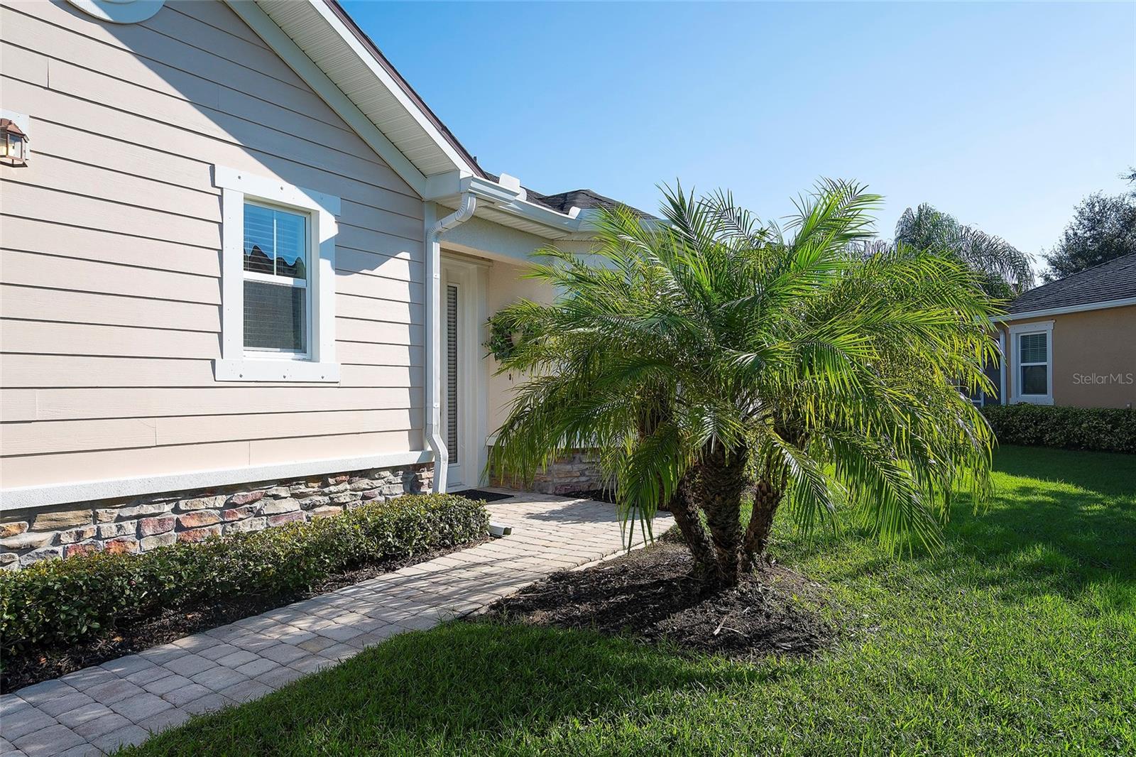 5048 COURSE DRIVE, Sarasota, FL 34232