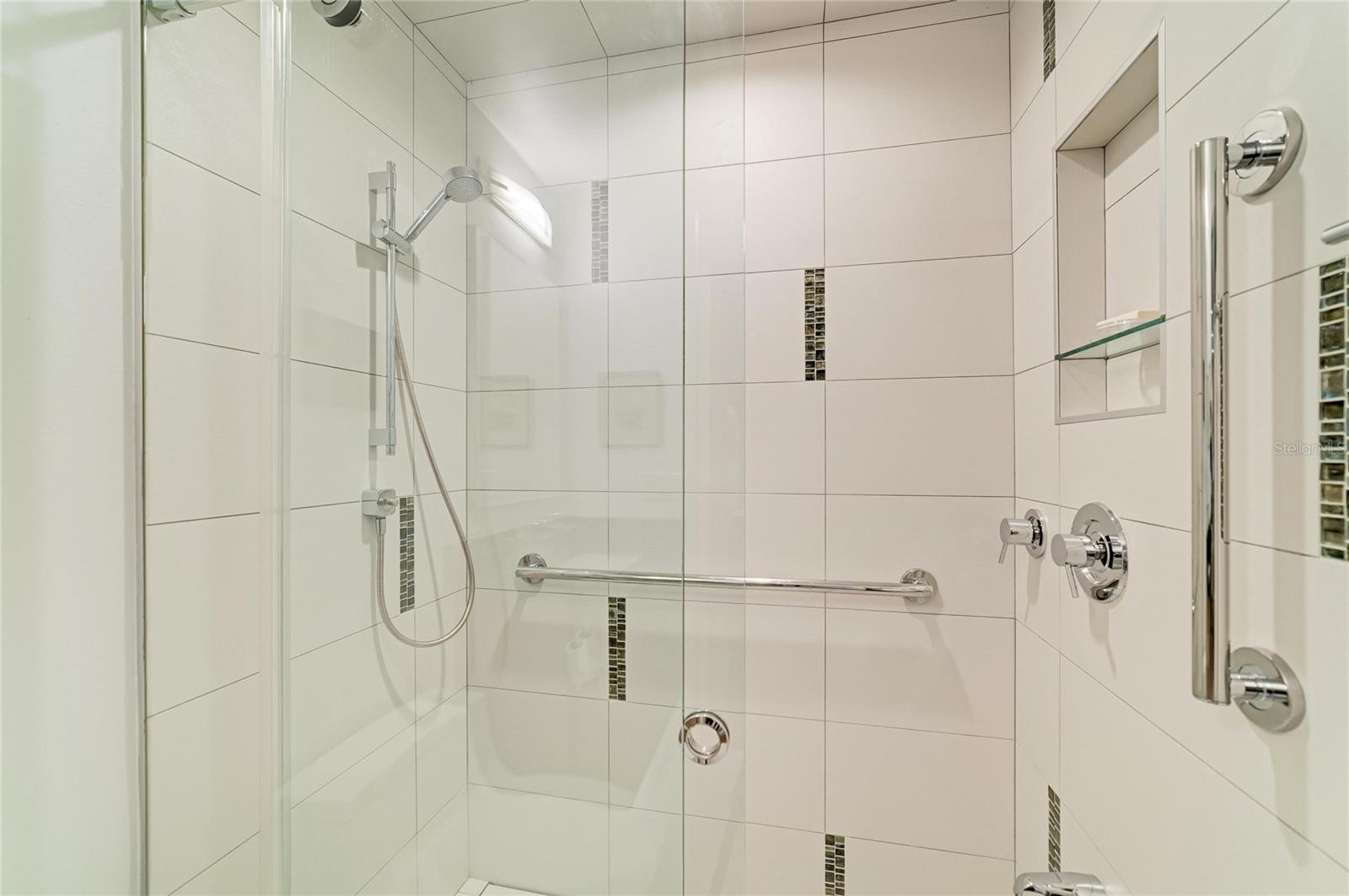2403 ARBORETUM CIRCLE, #29, Sarasota, FL 34232