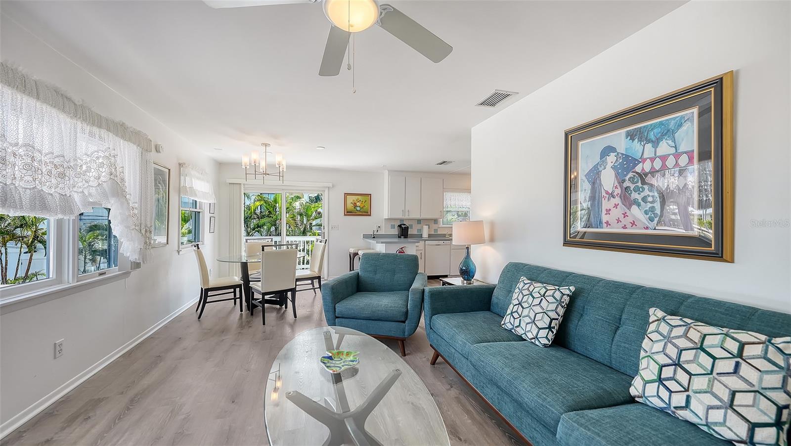 Living/Dining Apt B