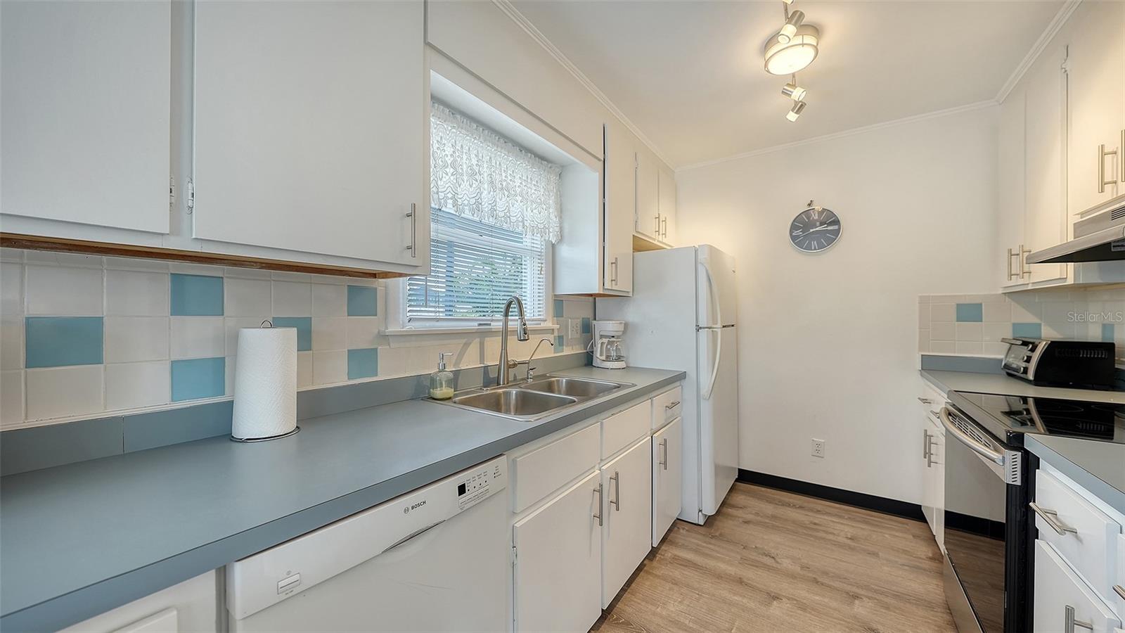 Kitchen Apt B