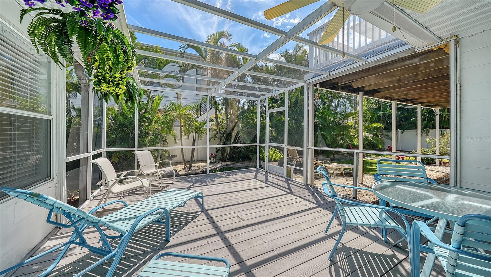 Screened patio Apt A
