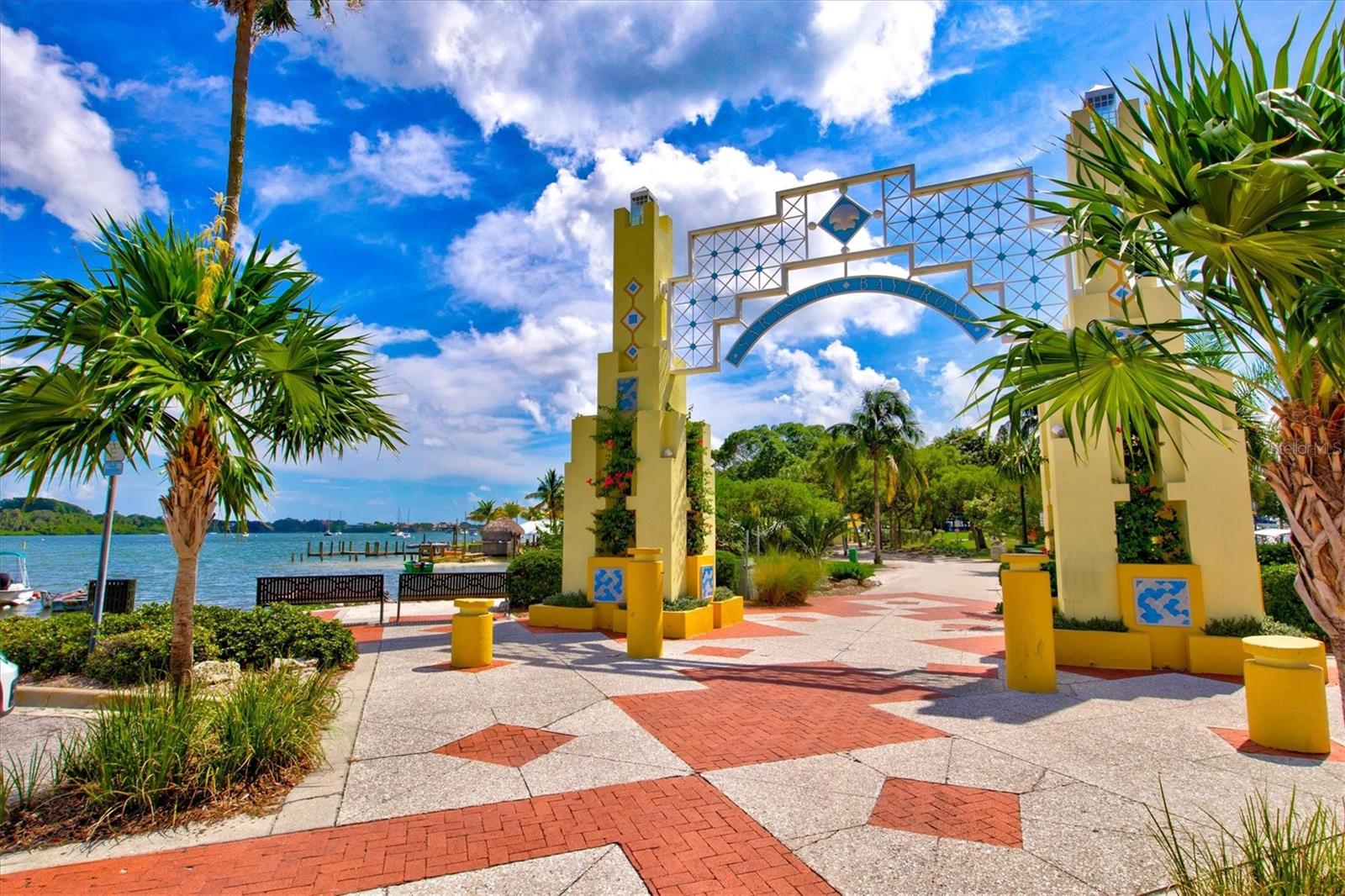4805 OCEAN BOULEVARD, Sarasota, FL 34242