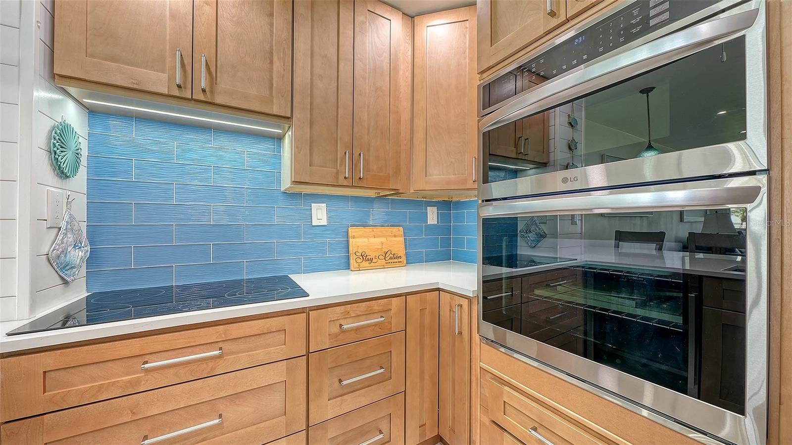 Completely updated condo 2025. Completely updated condo 2025.