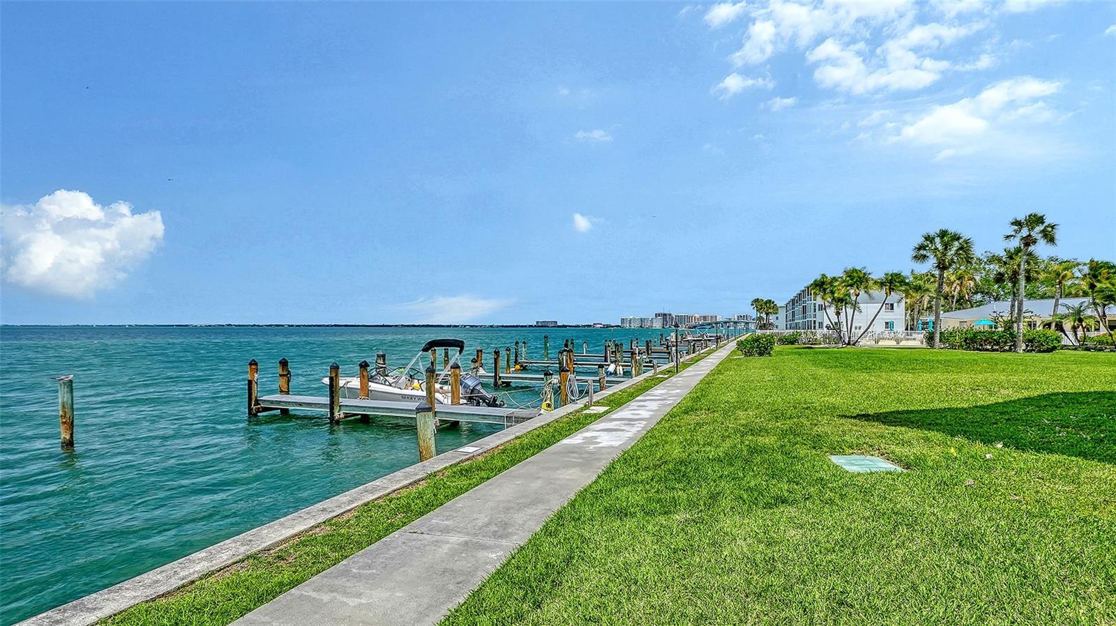 771 JOHN RINGLING BOULEVARD, #5, Sarasota, FL 34236