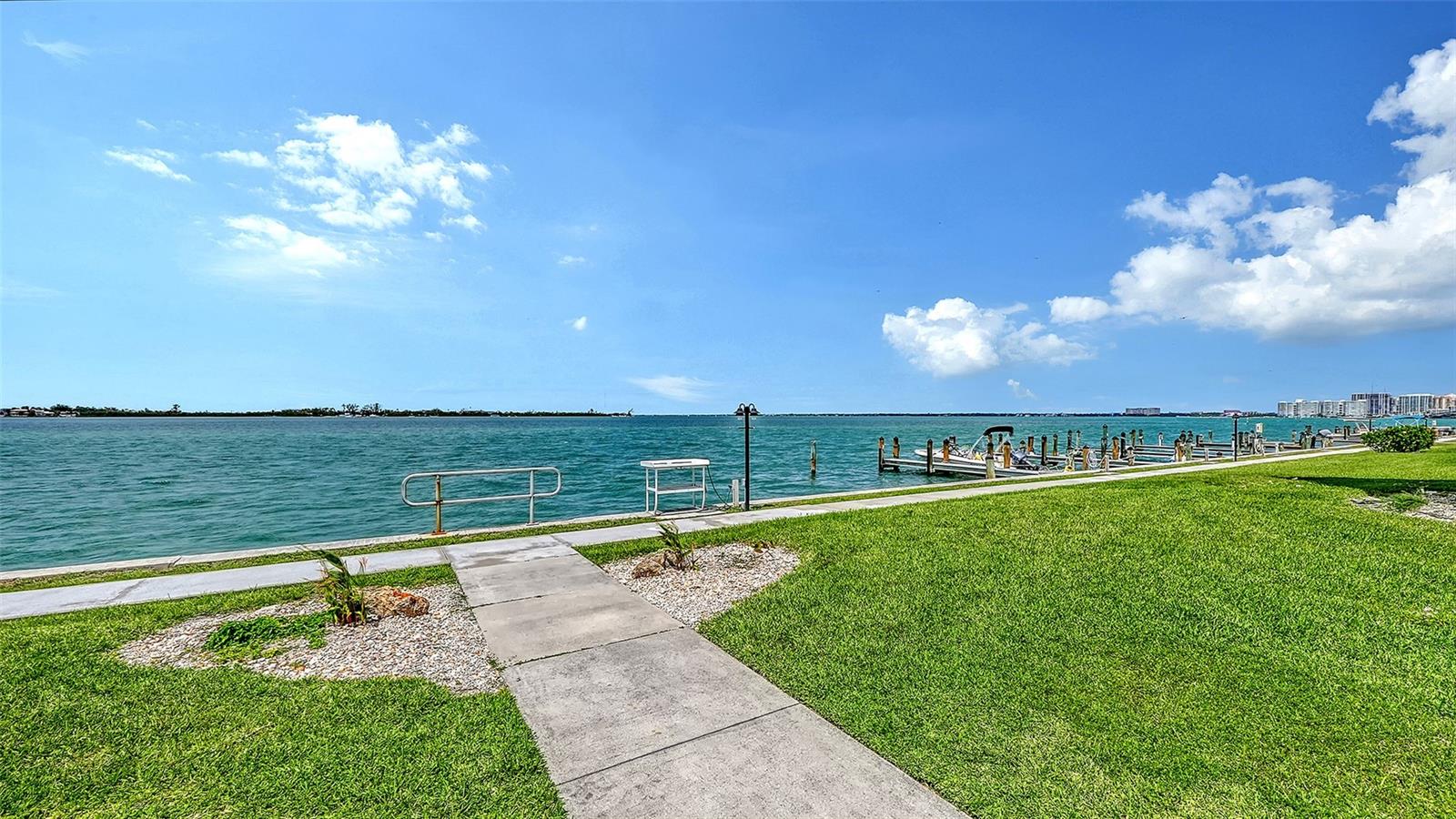 771 JOHN RINGLING BOULEVARD, #5, Sarasota, FL 34236