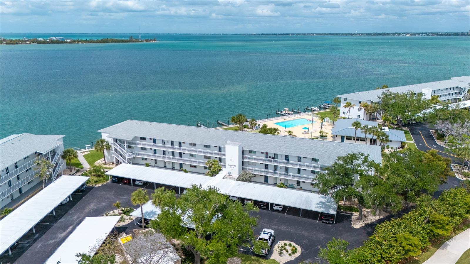 771 JOHN RINGLING BOULEVARD, #5, Sarasota, FL 34236