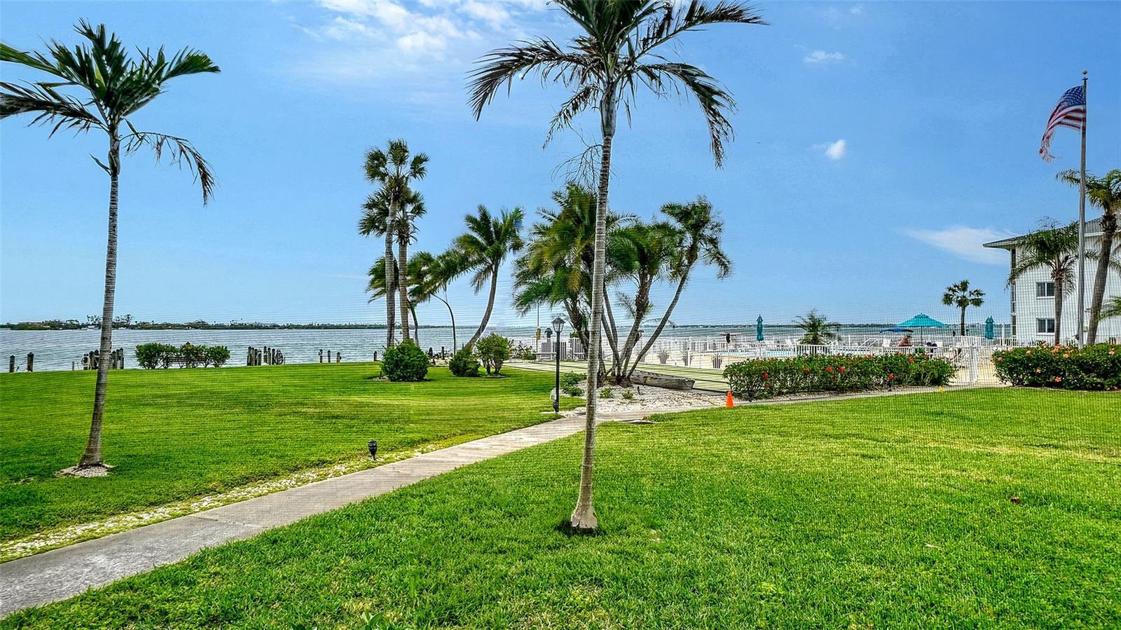 771 JOHN RINGLING BOULEVARD, #5, Sarasota, FL 34236