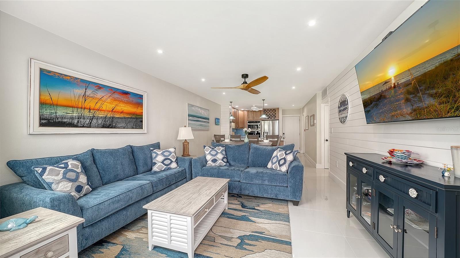 771 JOHN RINGLING BOULEVARD, #5, Sarasota, FL 34236