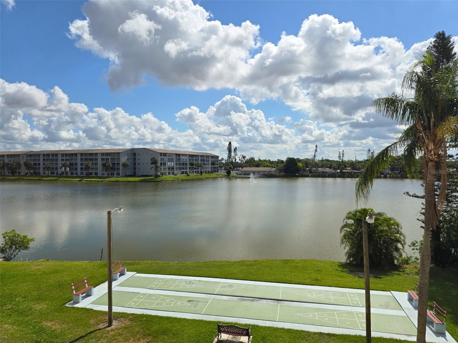 3917 LAKE BAYSHORE DRIVE, #F-307, Bradenton, FL 34205