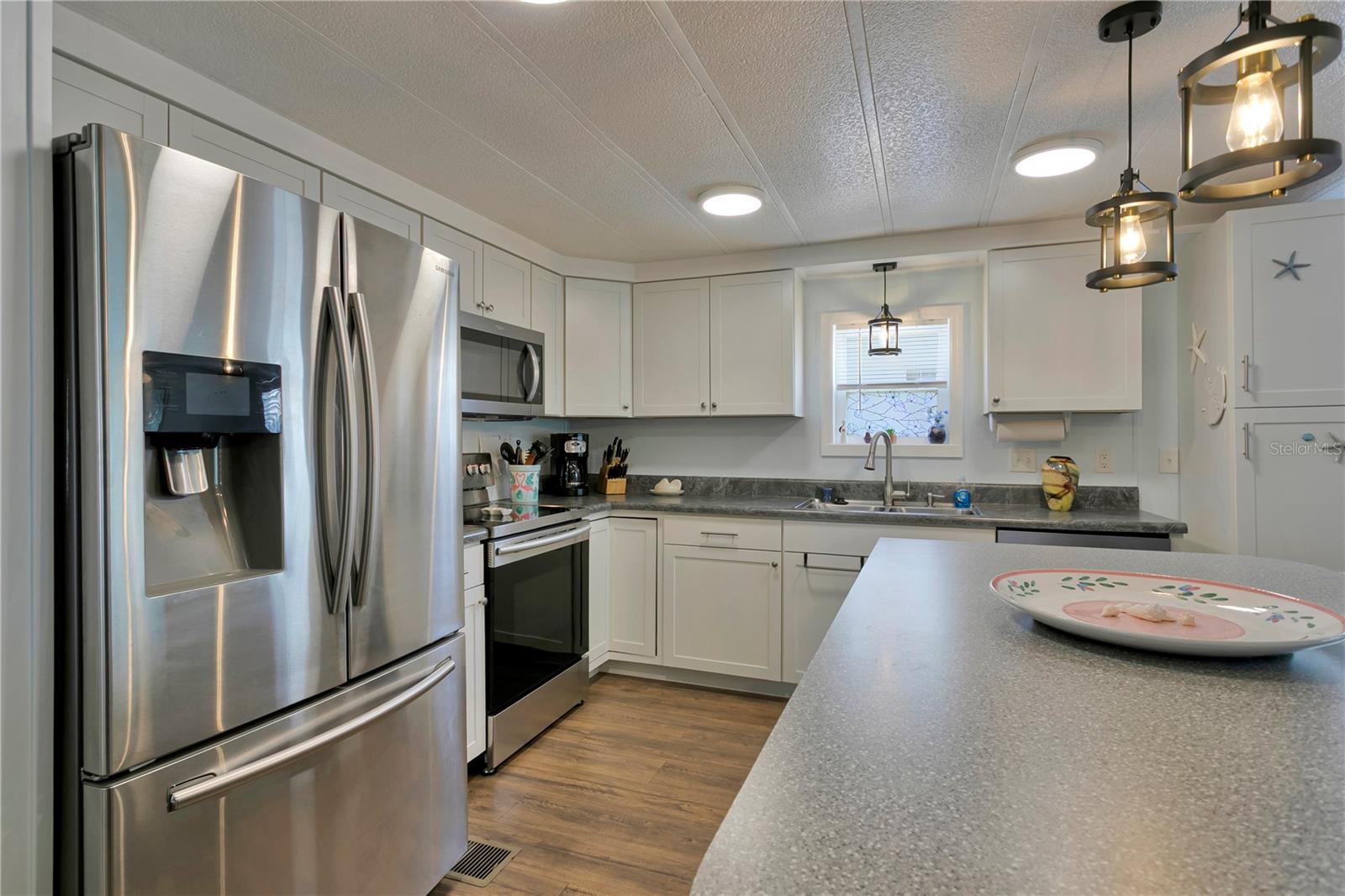 3329 OVERCUP OAK TERRACE, Sarasota, FL 34237