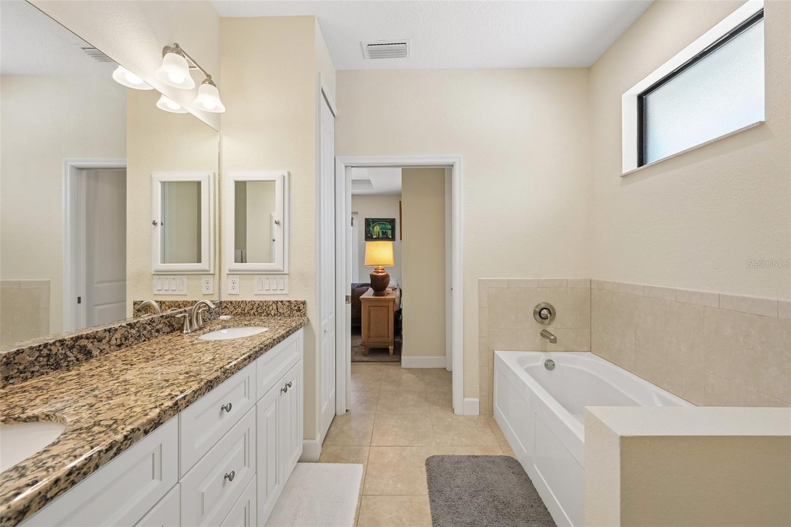 Primary bath