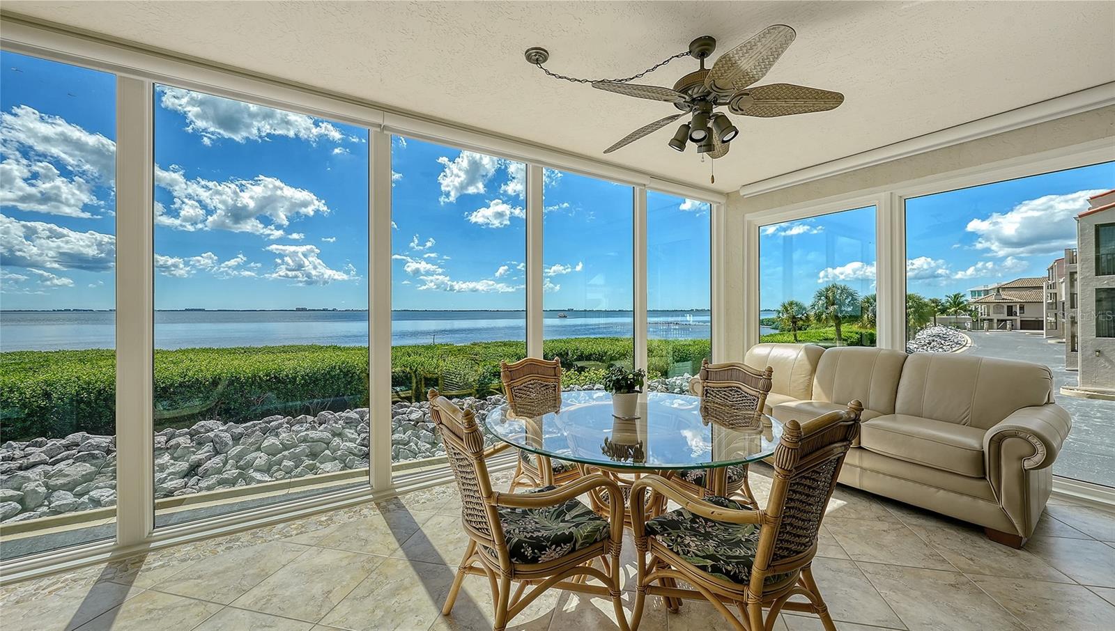 4533 BAY CLUB DRIVE, Bradenton, FL 34210 4533 BAY CLUB DRIVE, Bradenton, FL 34210