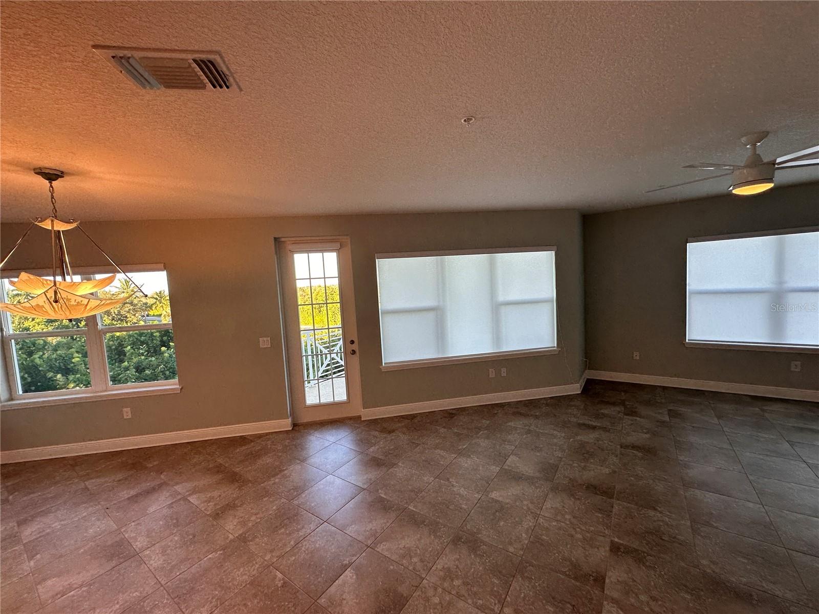 3431 79TH STREET CIRCLE W, #202, Bradenton, FL 34209