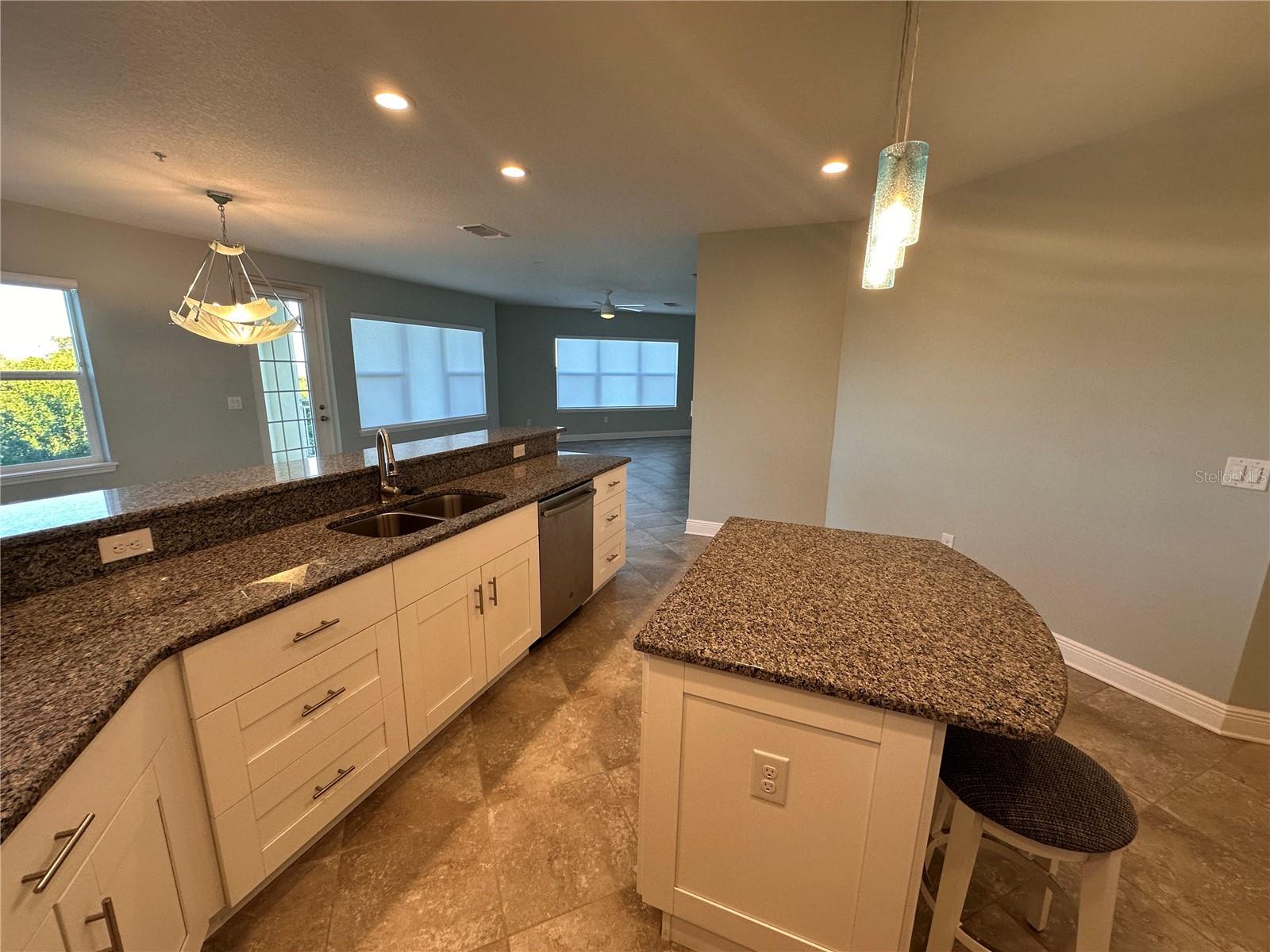 3431 79TH STREET CIRCLE W, #202, Bradenton, FL 34209