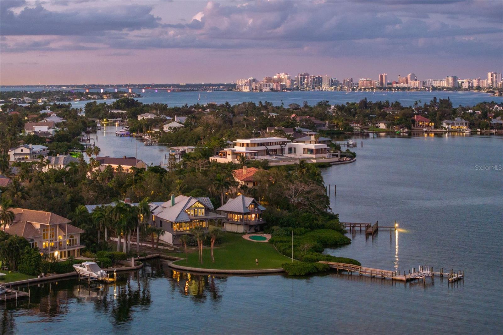 4196 ROBERTS POINT CIRCLE, Sarasota, FL 34242 4196 ROBERTS POINT CIRCLE, Sarasota, FL 34242