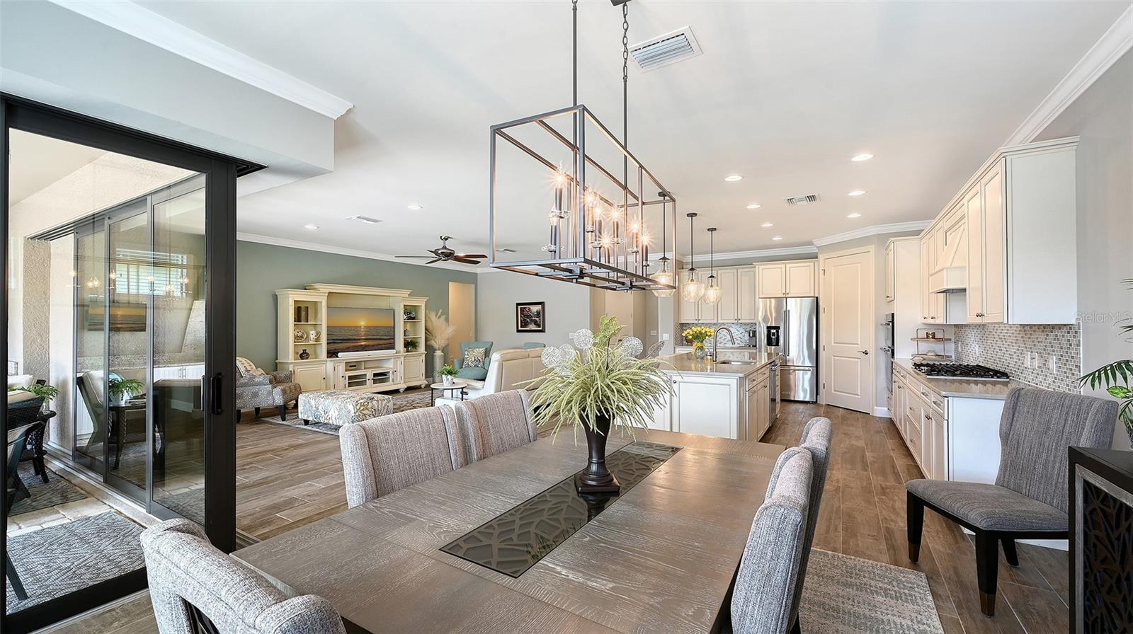 6827 GOSPORT COVE, Bradenton, FL 34202
