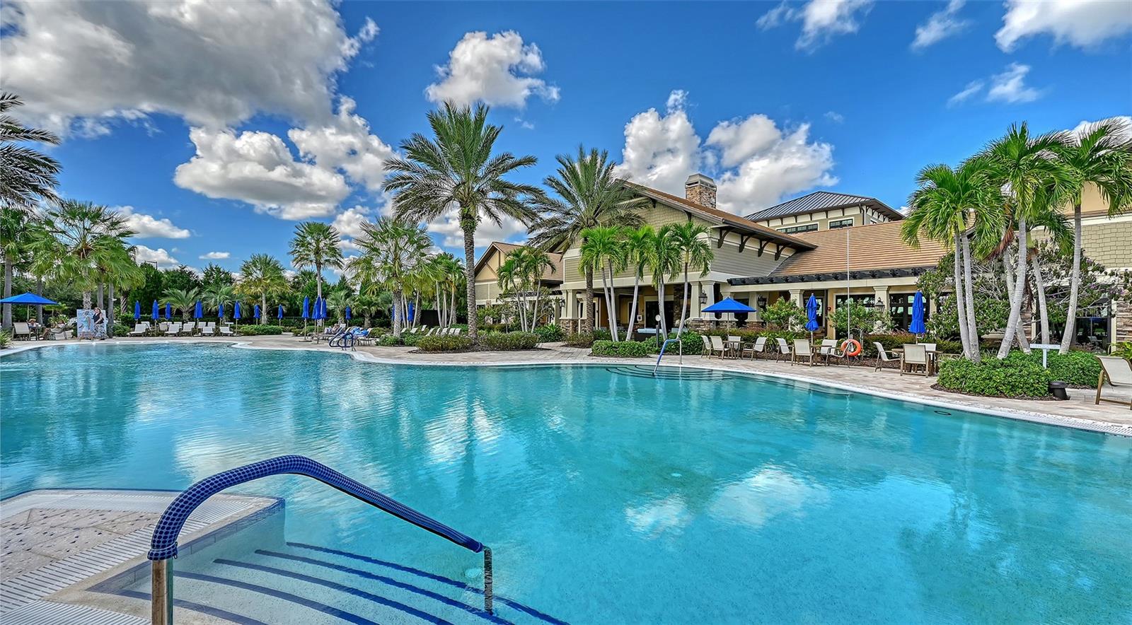 6827 GOSPORT COVE, Bradenton, FL 34202
