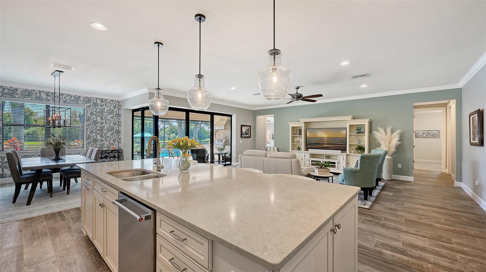 6827 GOSPORT COVE, Bradenton, FL 34202