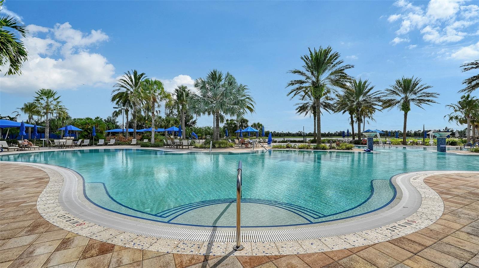 6827 GOSPORT COVE, Bradenton, FL 34202