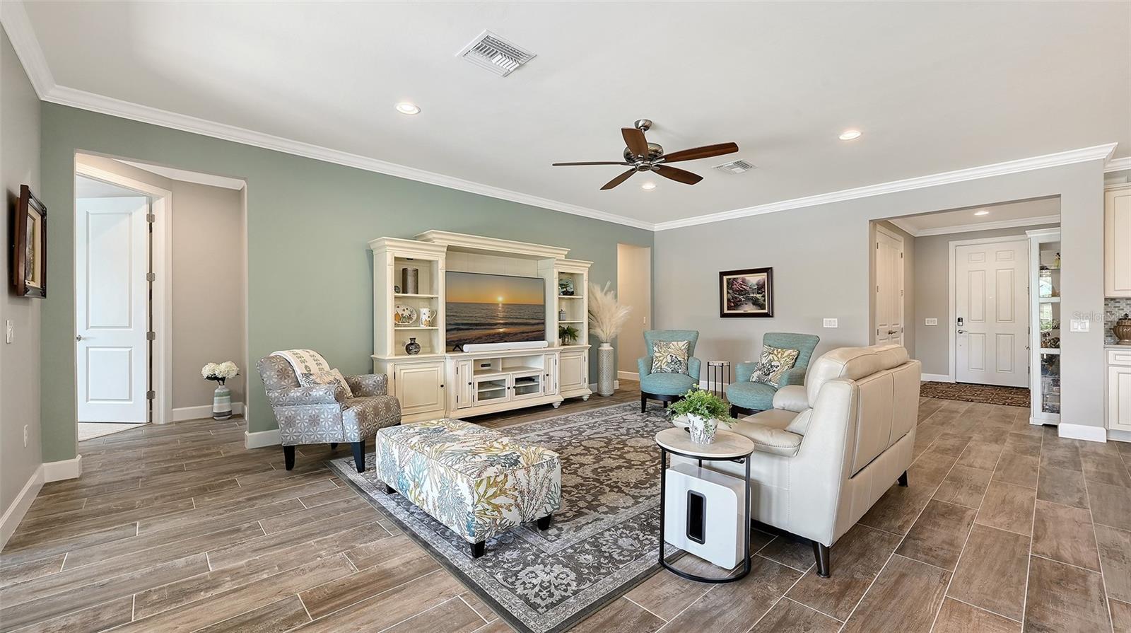 6827 GOSPORT COVE, Bradenton, FL 34202