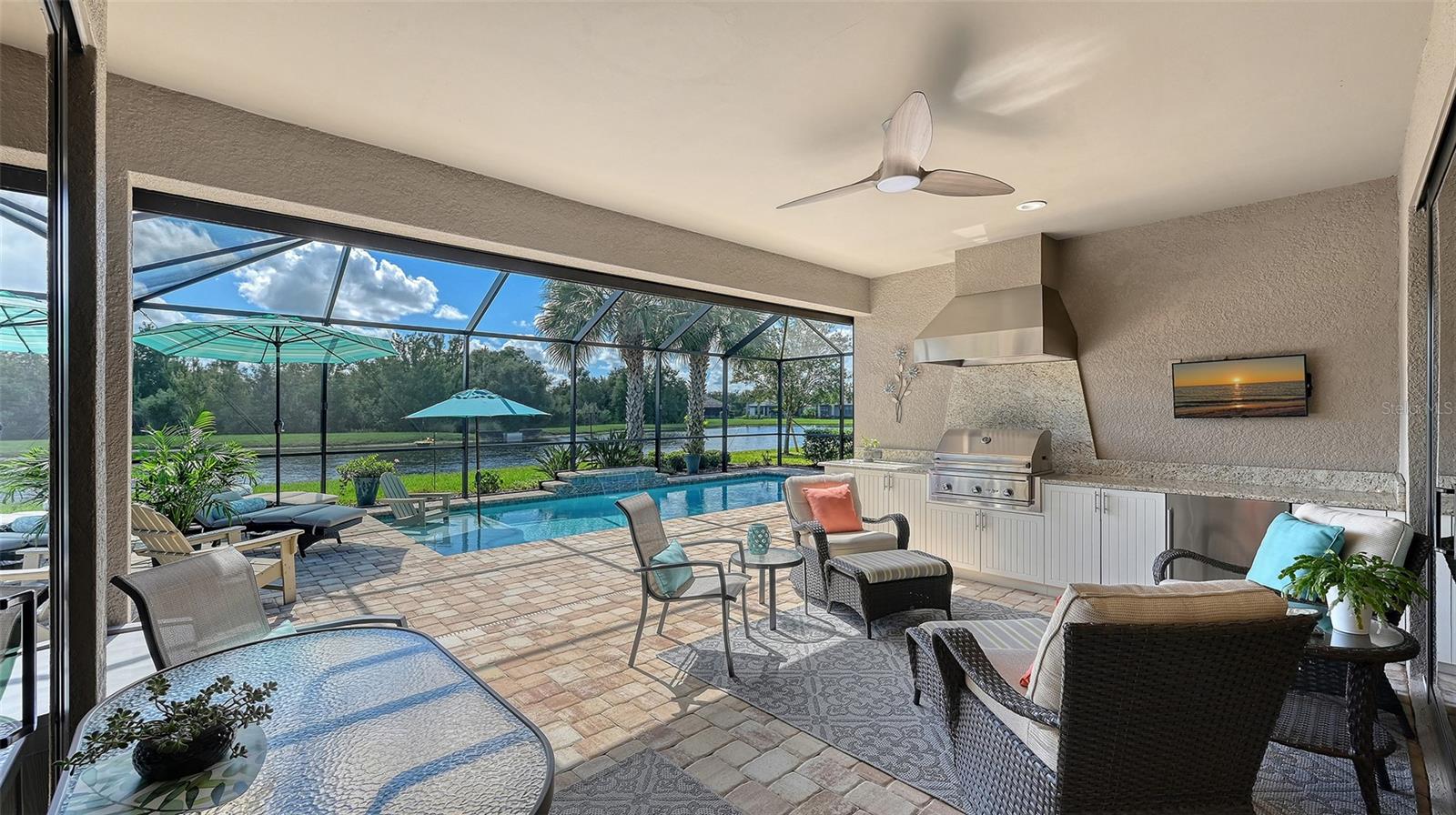6827 GOSPORT COVE, Bradenton, FL 34202