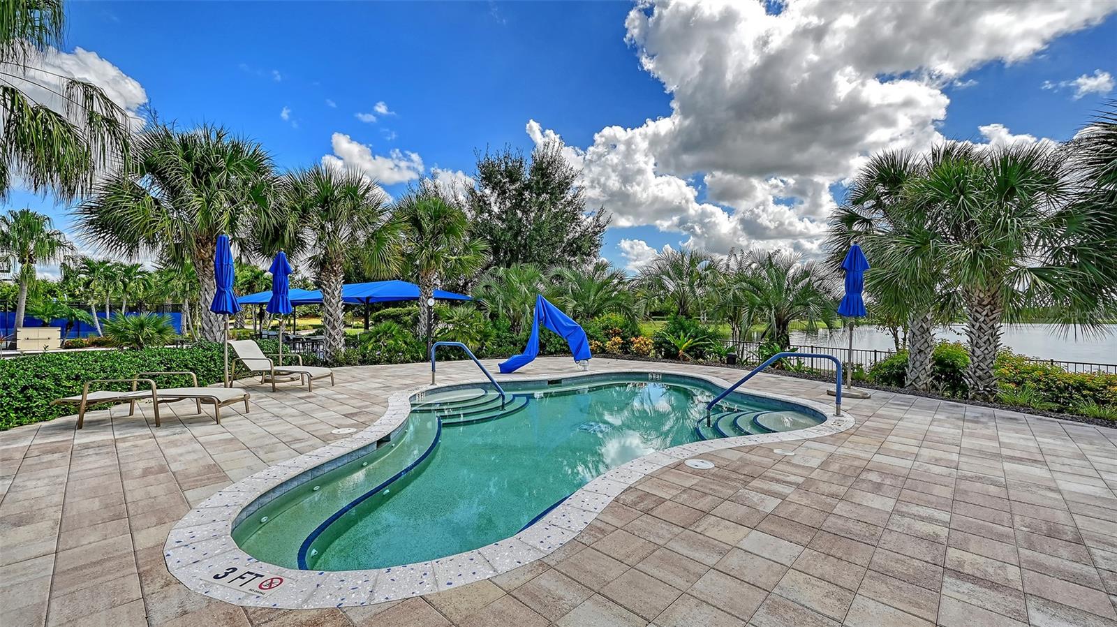 6827 GOSPORT COVE, Bradenton, FL 34202