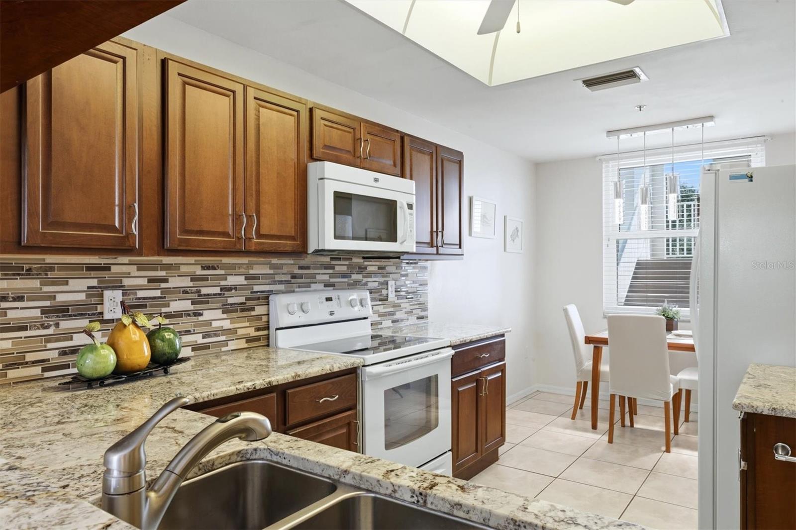8750 OLDE HICKORY AVENUE, #9209, Sarasota, FL 34238