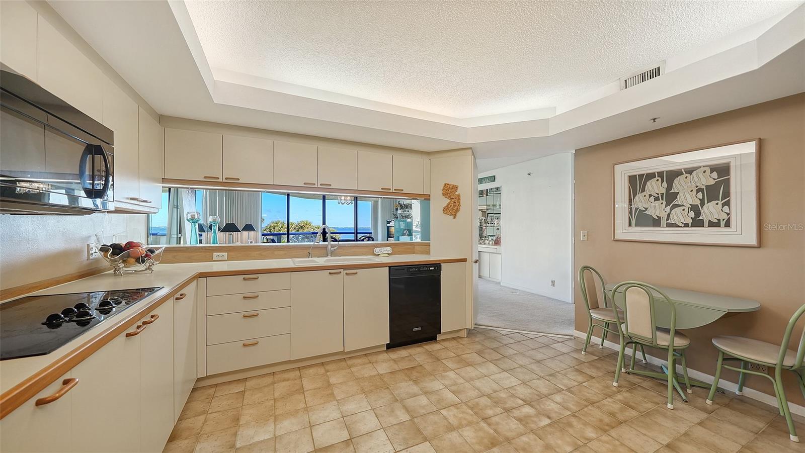 2110 HARBOURSIDE DRIVE, #523, Longboat Key, FL 34228