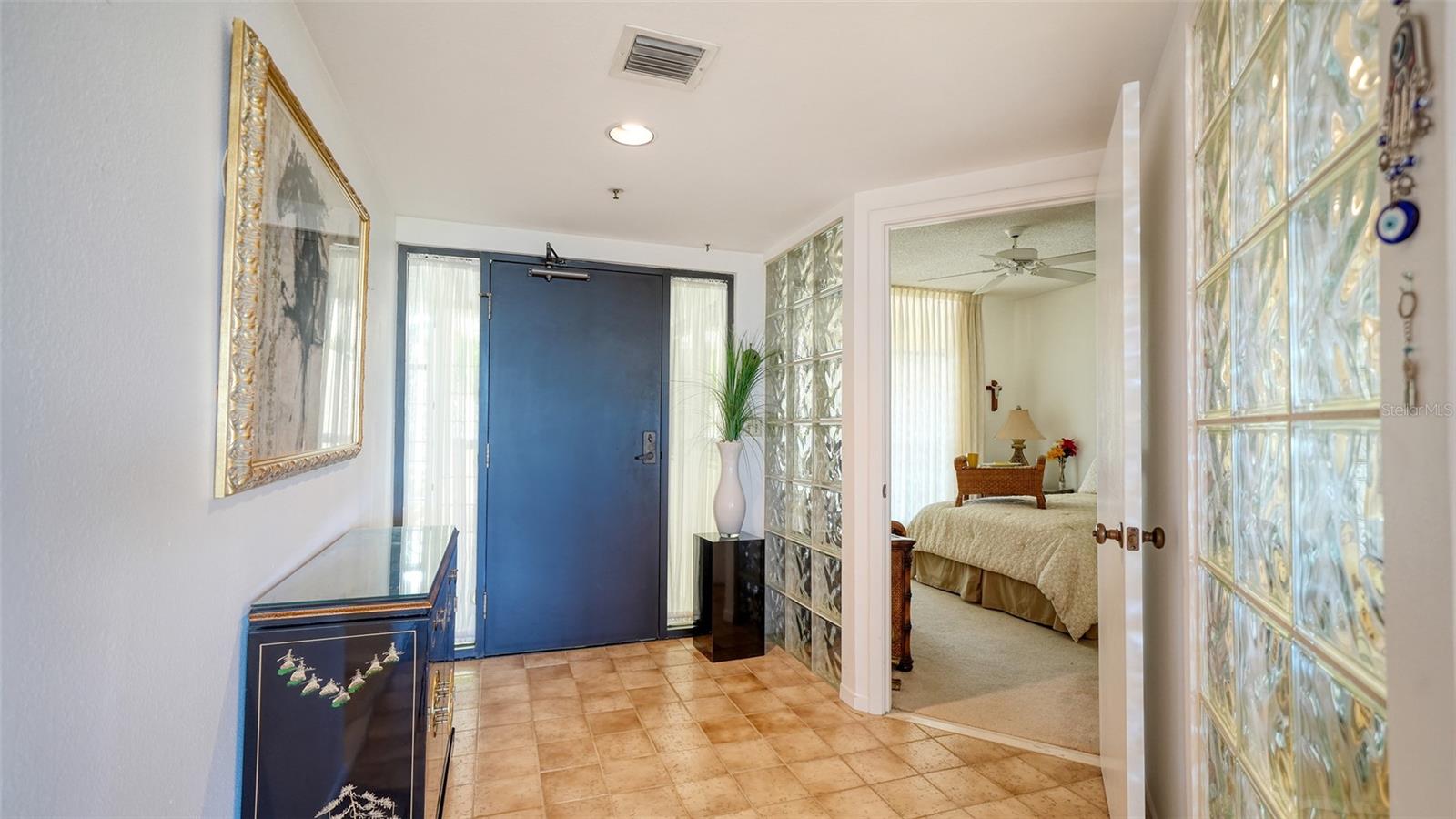 2110 HARBOURSIDE DRIVE, #523, Longboat Key, FL 34228