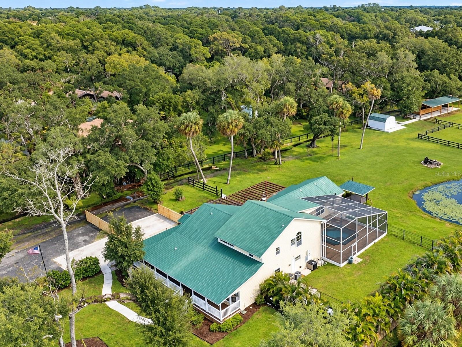 3705 65TH STREET E, Bradenton, FL 34208