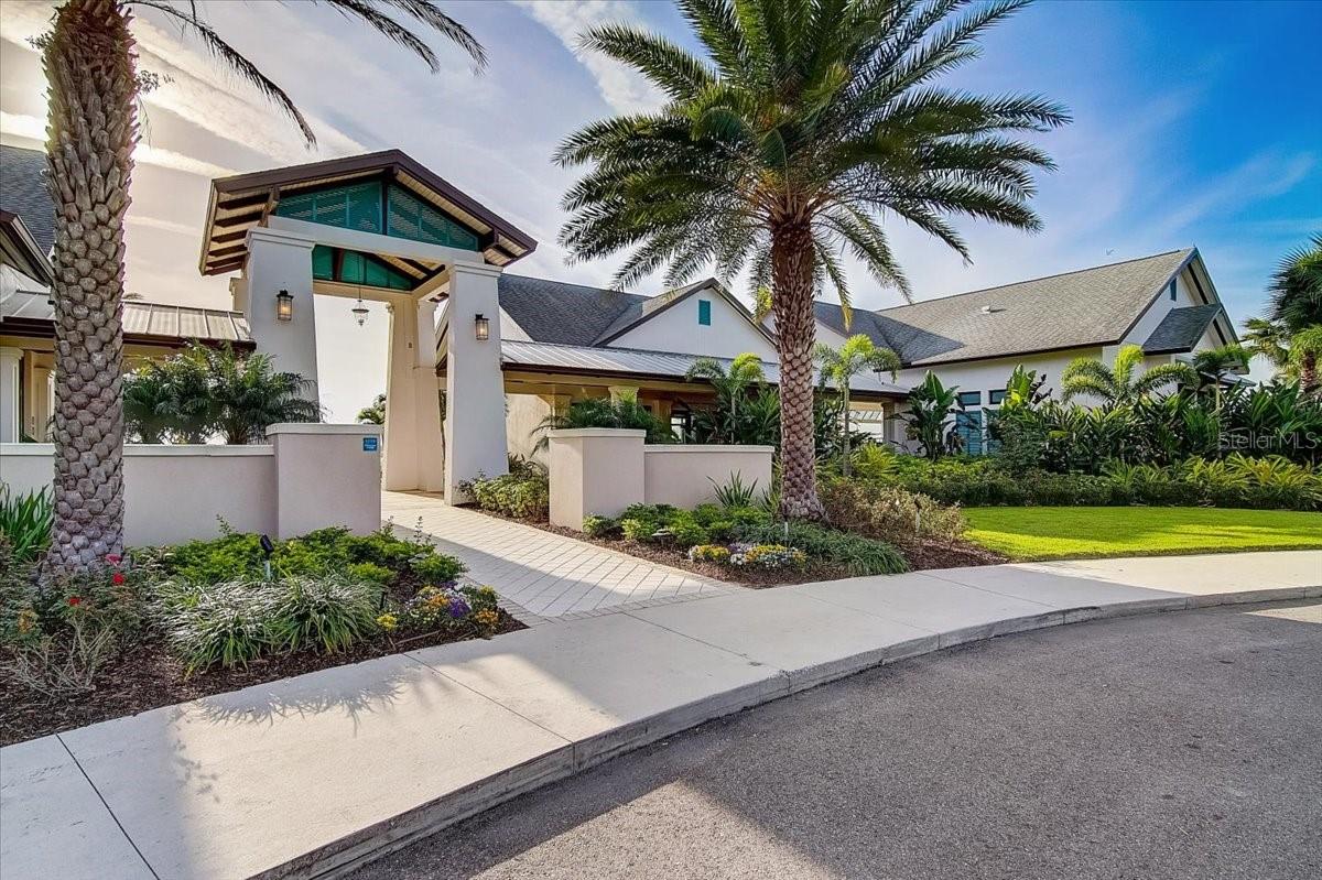 11103 SPRING POINT CIRCLE, Riverview, FL 33579