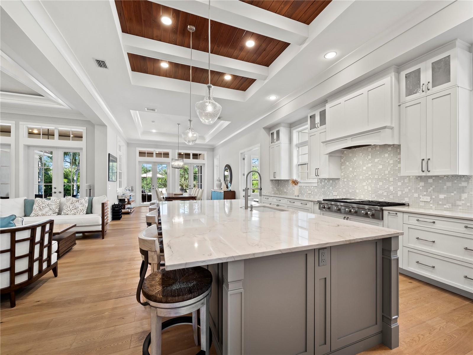 7200 MELALEUCA WAY, Sarasota, FL 34242