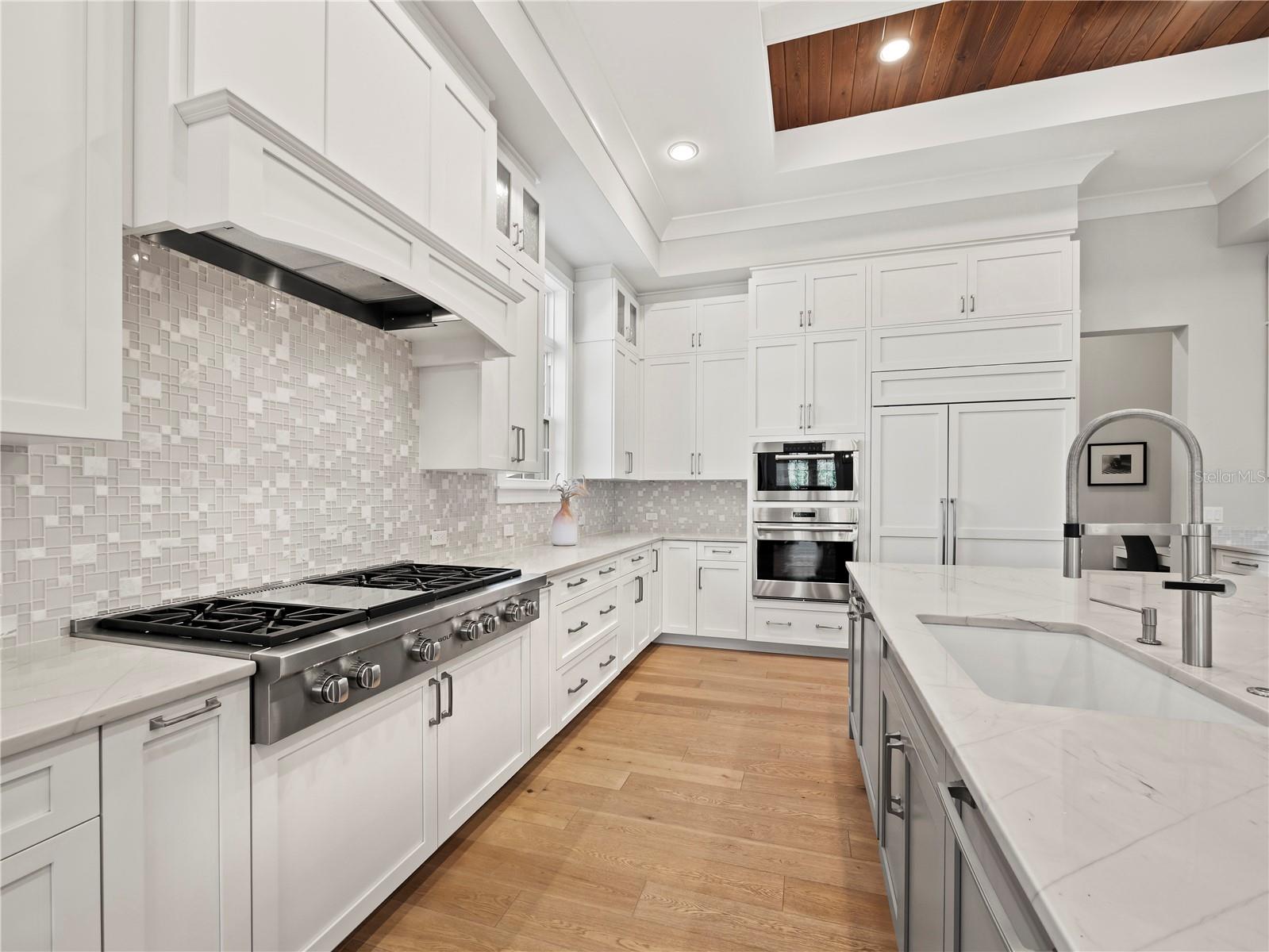 7200 MELALEUCA WAY, Sarasota, FL 34242