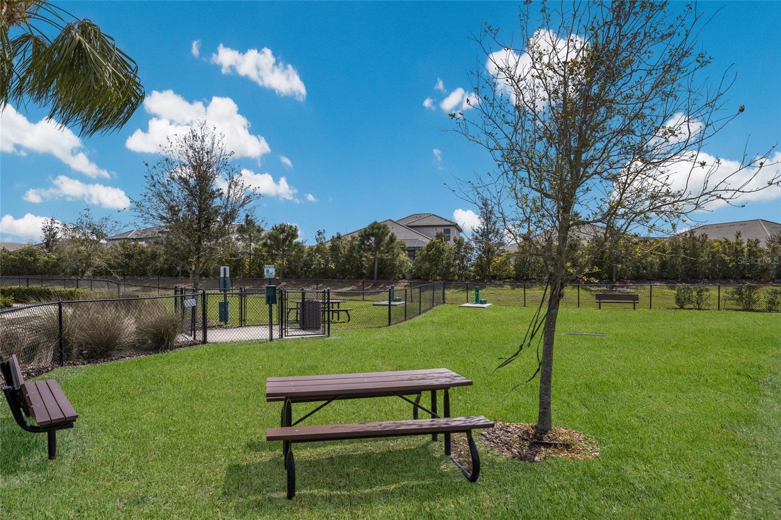 2210 WOODLEAF HAMMOCK COURT, Lakewood Ranch, FL 34211