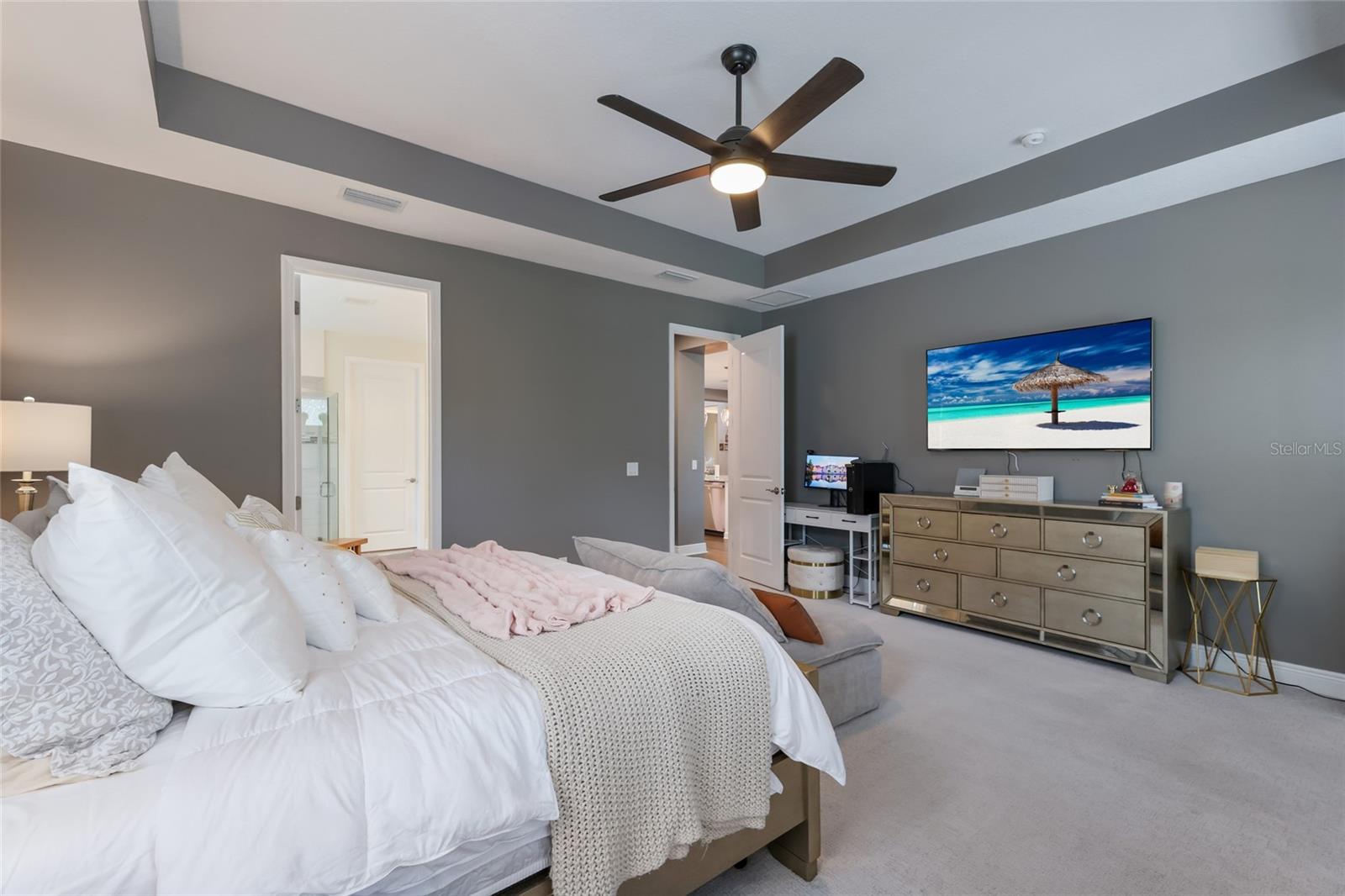 2210 WOODLEAF HAMMOCK COURT, Lakewood Ranch, FL 34211