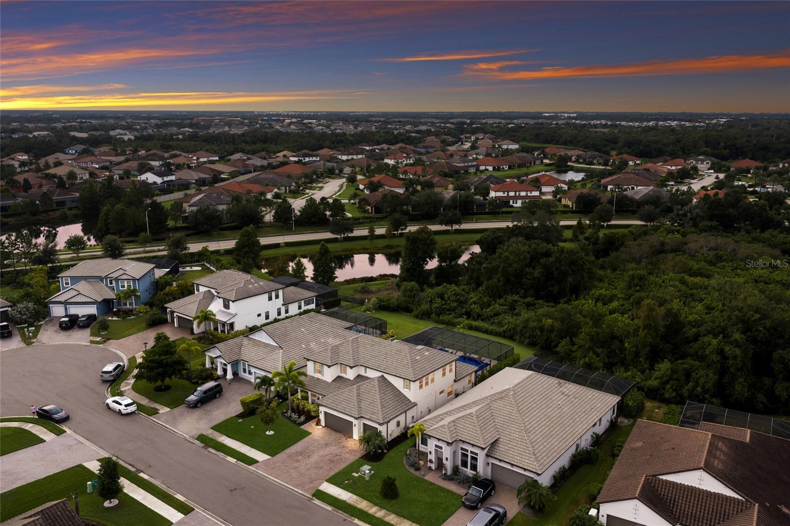 2210 WOODLEAF HAMMOCK COURT, Lakewood Ranch, FL 34211