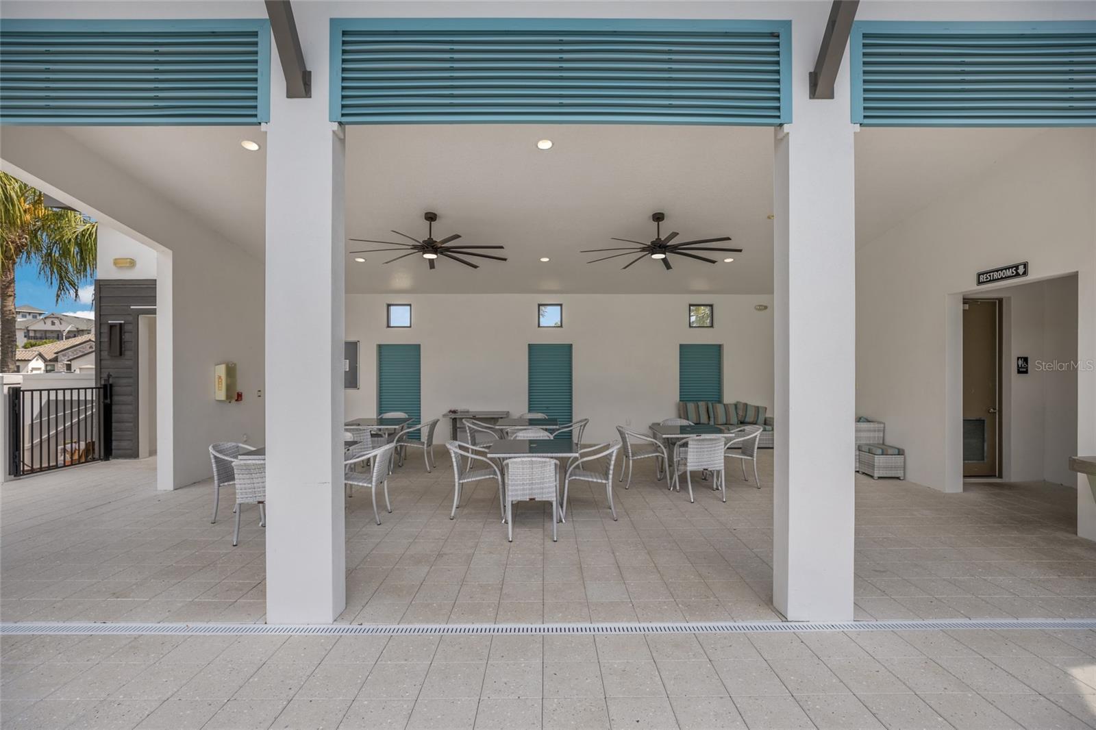 2210 WOODLEAF HAMMOCK COURT, Lakewood Ranch, FL 34211