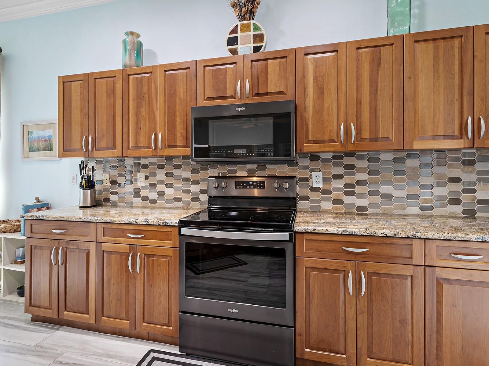 5948 SANDSTONE AVENUE, Sarasota, FL 34243