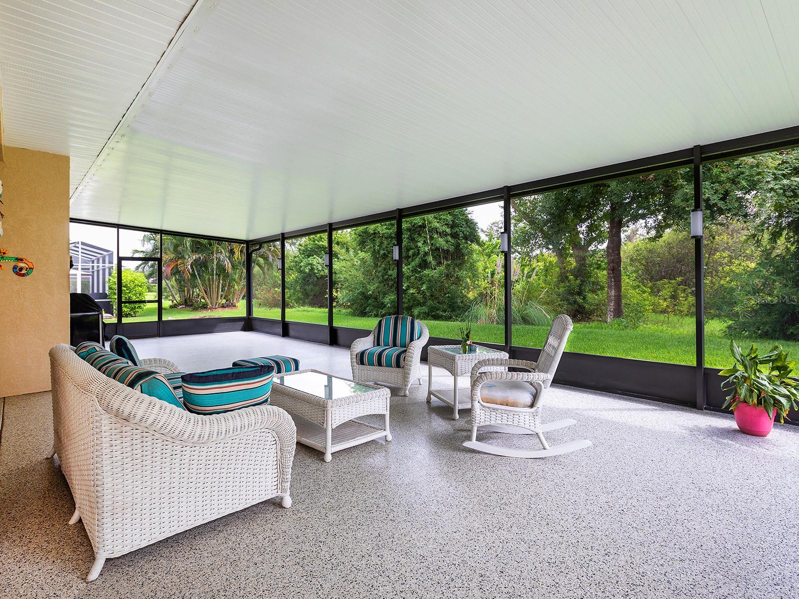 5948 SANDSTONE AVENUE, Sarasota, FL 34243