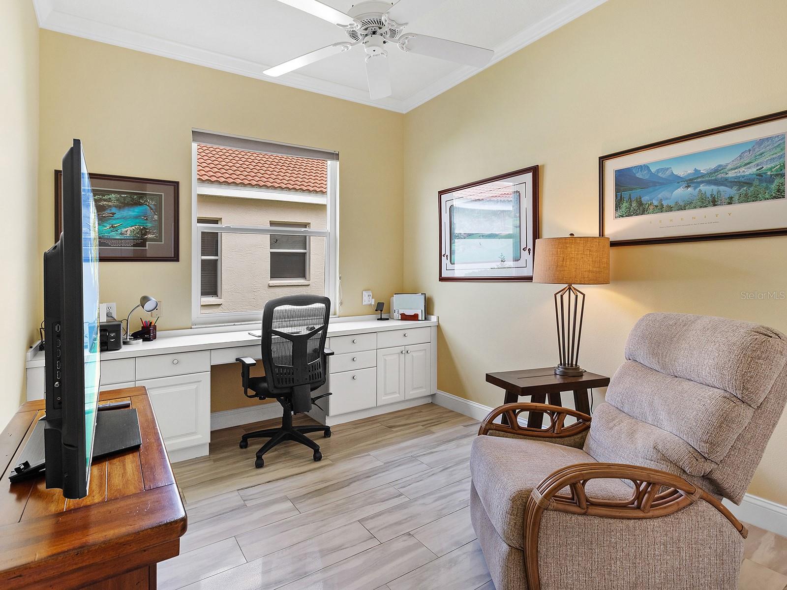 5948 SANDSTONE AVENUE, Sarasota, FL 34243