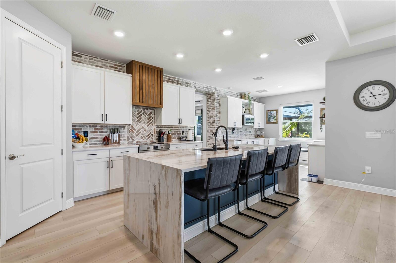 17604 BARLEY DRIVE, Lakewood Ranch, FL 34211
