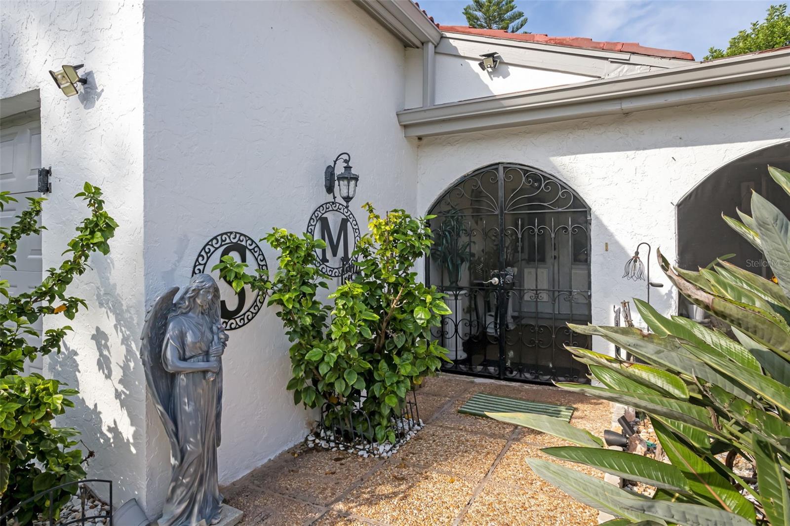 7236 LAS CASAS DR, Sarasota, FL 34243
