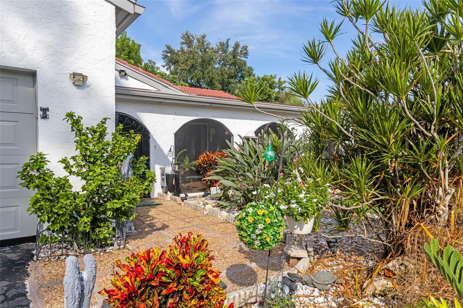 7236 LAS CASAS DR, Sarasota, FL 34243