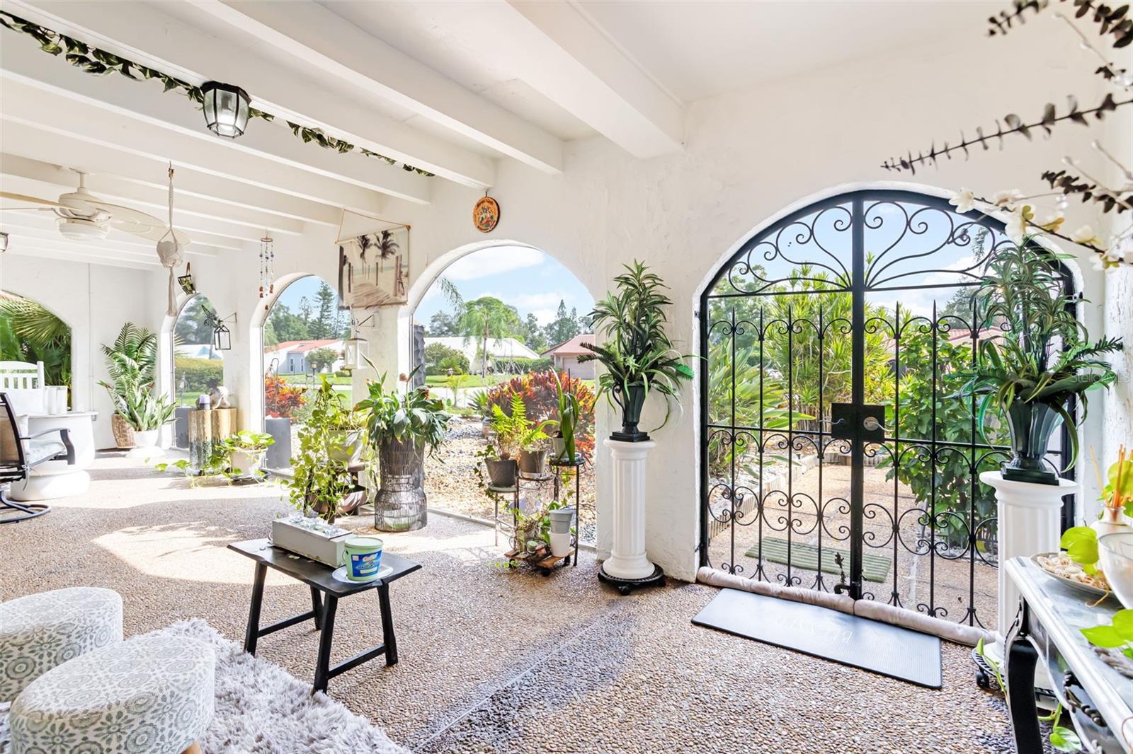 7236 LAS CASAS DR, Sarasota, FL 34243
