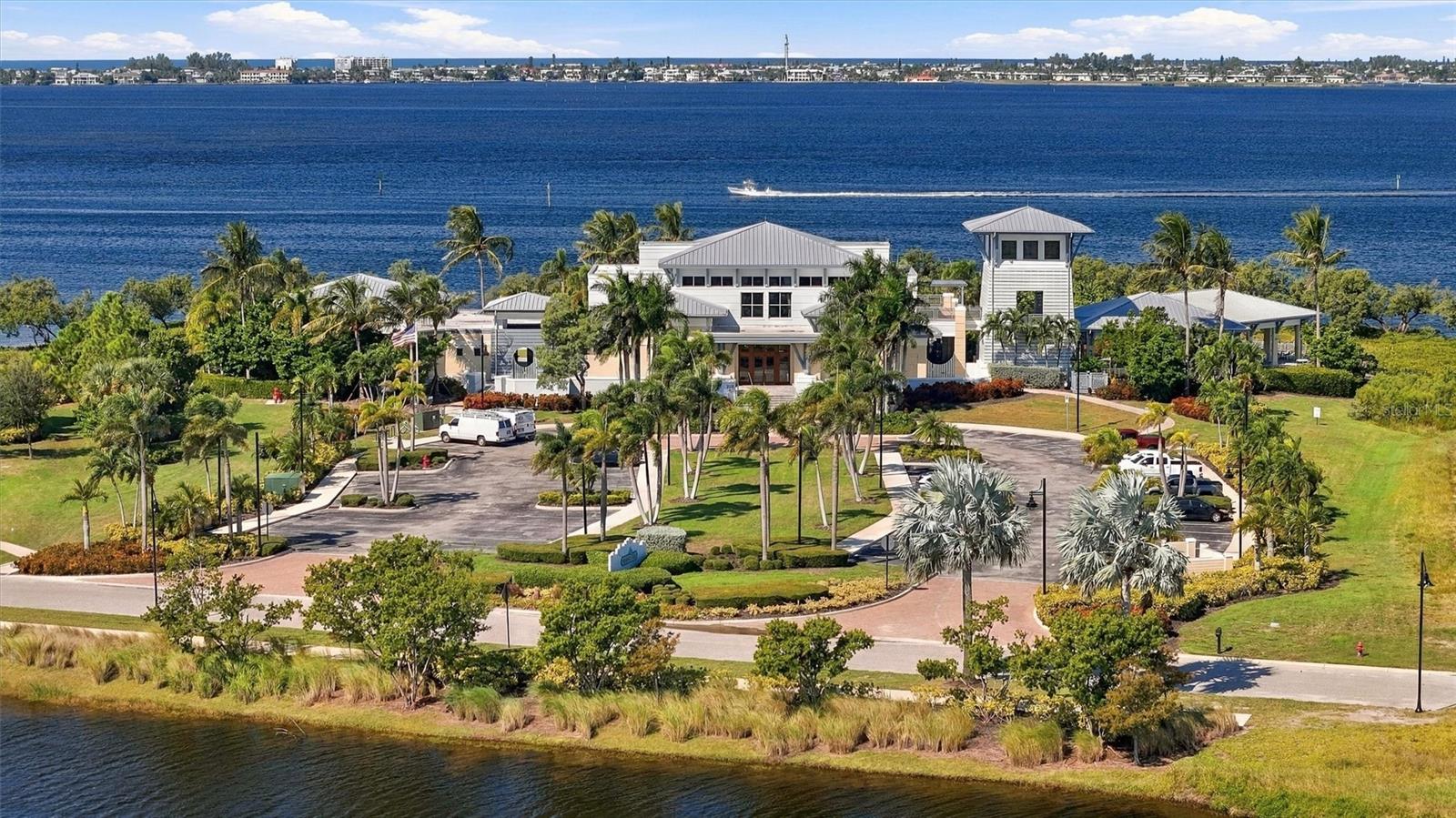 291 COMPASS POINT DRIVE, #201, Bradenton, FL 34209