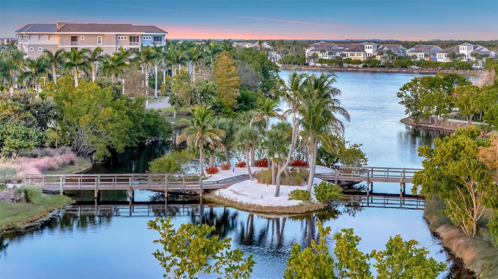 291 COMPASS POINT DRIVE, #201, Bradenton, FL 34209